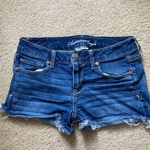 American Eagle Jean Shorts. Size 4, Super Stretch